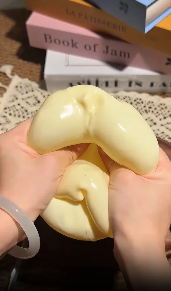 Party Games Event - Giocattolo Squishy a Forma di Formaggio